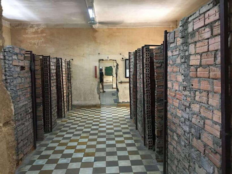 half-day-trip-to-s21-prison-genocidal-museum-killing-field
