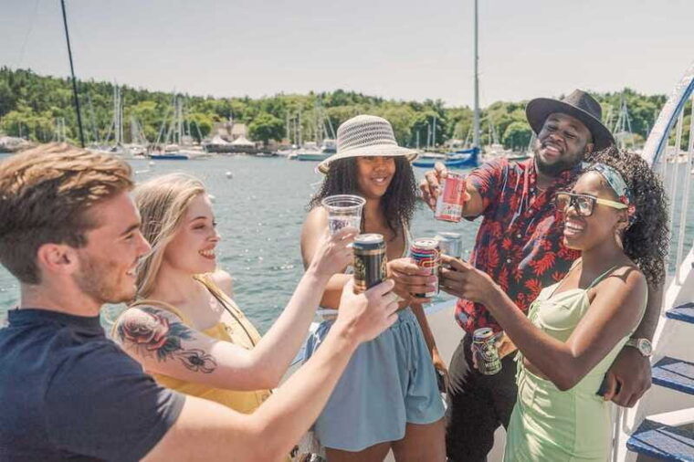halifax-happy-hour-cruise-with-live-music
