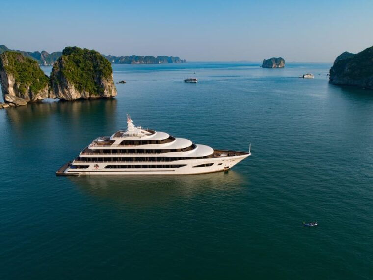 halong-scarlet-pearl-cruise-2-days-balcony-cabin