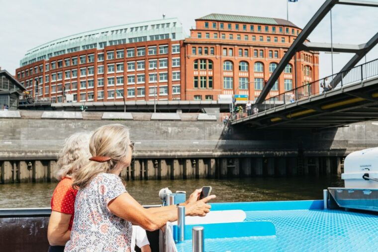 hamburg-2-hour-xxl-port-of-hamburg-cruise-tour