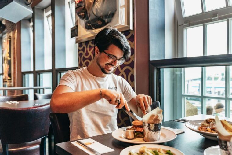 hamburg-hard-rock-cafe-skip-the-line-meal