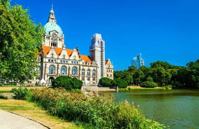 hannover-express-walk-with-a-local-in-60-minutes