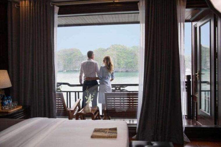 hanoi-3-day-ninh-binh-and-halong-lanha-bay-5-star-cruise