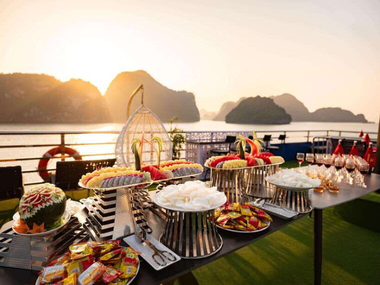 hanoi-halong-bay-cruise-amazing-cave-titov-island-kayak