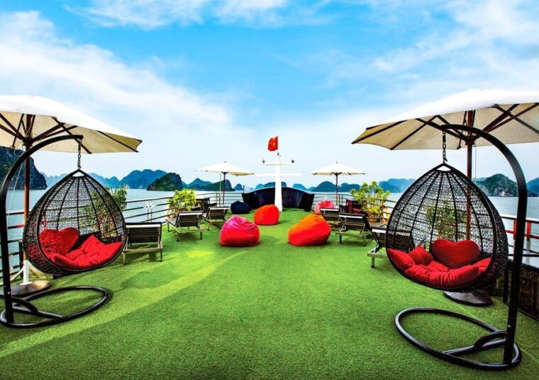 hanoi-halong-lan-ha-bay-dragon-cruise-kayaking-mealsbus