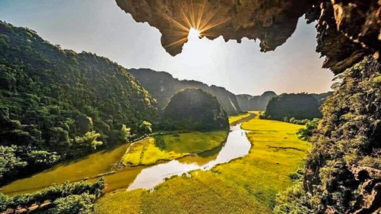 hanoi-ninh-binh-halong-on-land-hoa-lu-tam-coc-mua-cave
