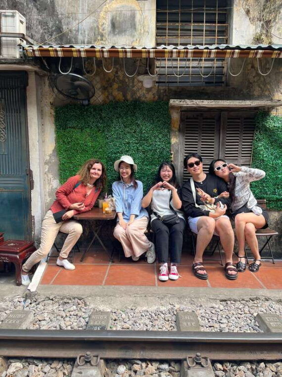 hanoi-old-quarter-street-food-tour-with-12-tastings