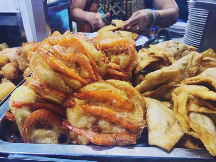 hanoi-vietnamese-street-food-tour-with-egg-coffee