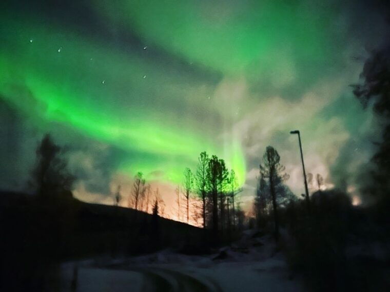 harstad-narvik-tjeldsund-northern-lights-sightseeing-by-car