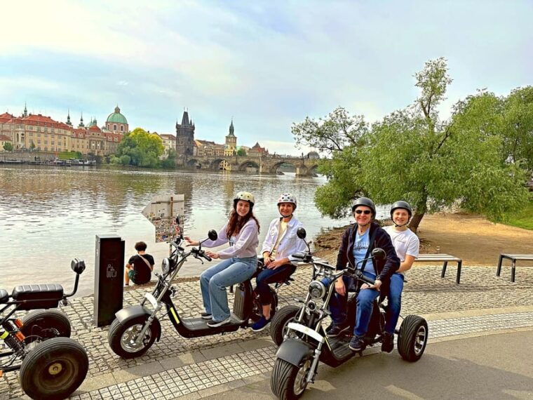 heart-of-prague-tour-on-tricycle-electric-scooter