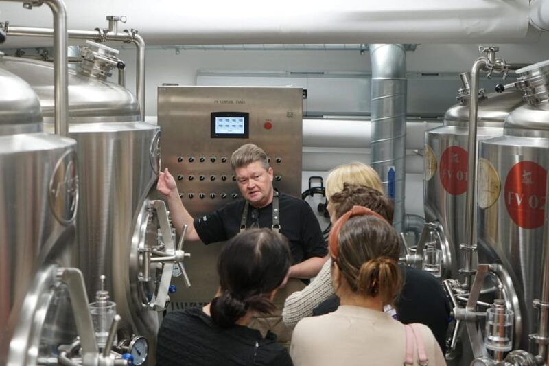helsinki-brewery-tour-at-mad-hopper-brewing-company