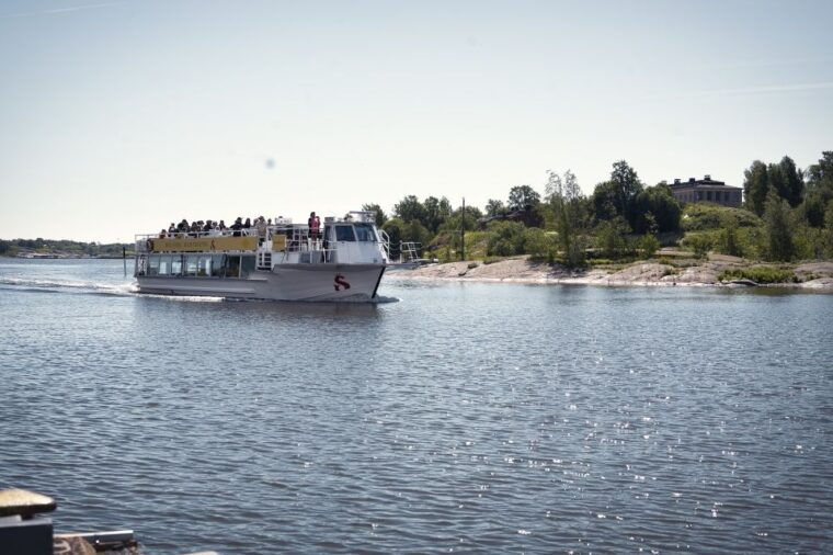 helsinki-city-highlights-1-5-hour-archipelago-cruise