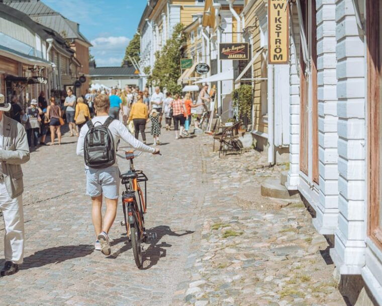 helsinki-medieval-porvoo-private-premium-half-day-tour