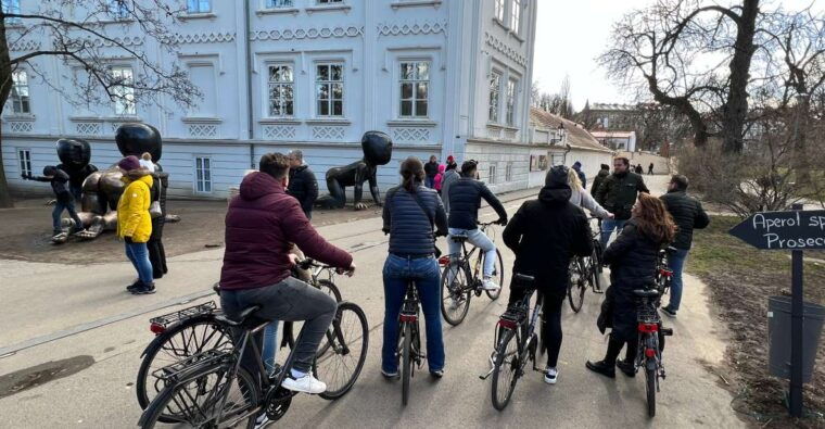 hidden-prague-bike-tour-2