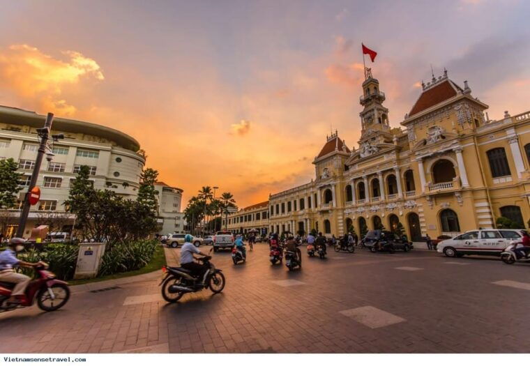 ho-chi-minh-city-cyclo-tour-with-english-speaking-guide-2