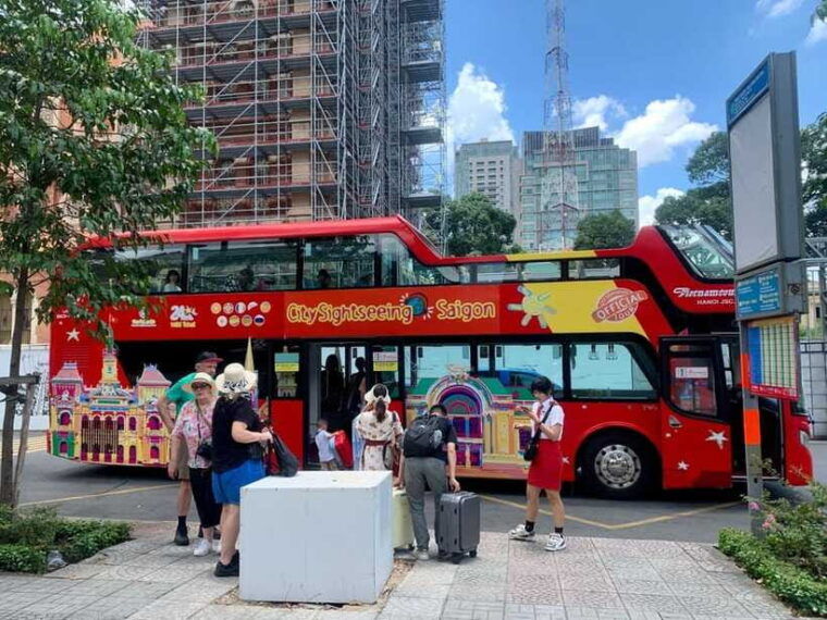 ho-chi-minh-city-hop-on-hop-off-bus-tour-by-vistra
