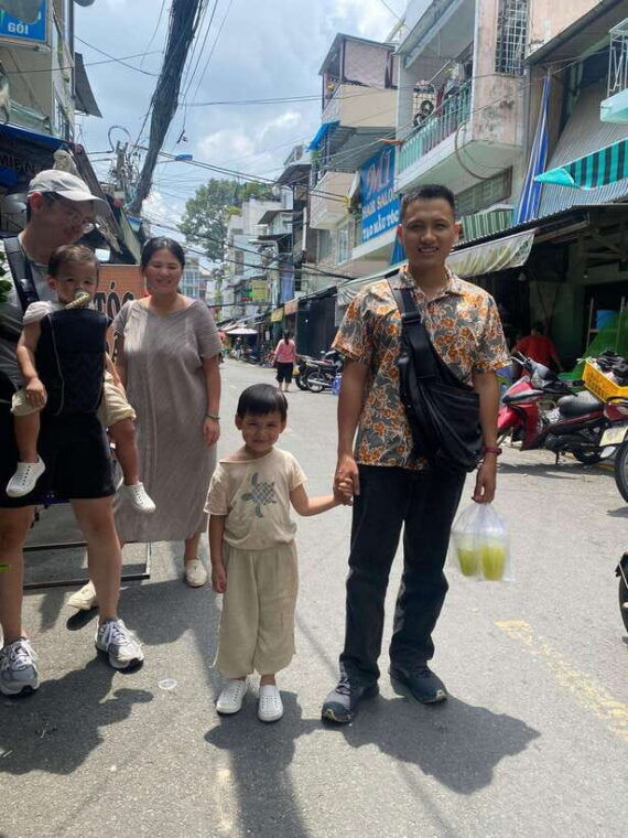 ho-chi-minh-city-walking-food-tour-with-13-tastings