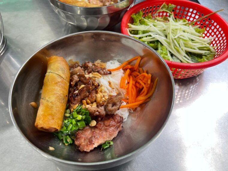 ho-chi-minh-original-walking-street-food-tour-with-local
