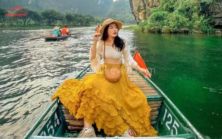 hoa-lu-trang-an-1-day-trip-ninh-binh-tour