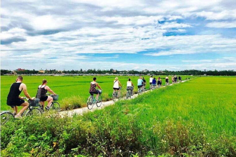 hoi-an-eco-bicycle-tour-with-fishing-and-lunch-dinner