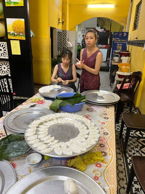 hoi-an-hiden-food-evening-adventure