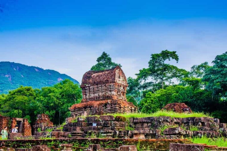 hoi-an-my-son-sanctuary-guided-tour-with-boat-ride-lunch