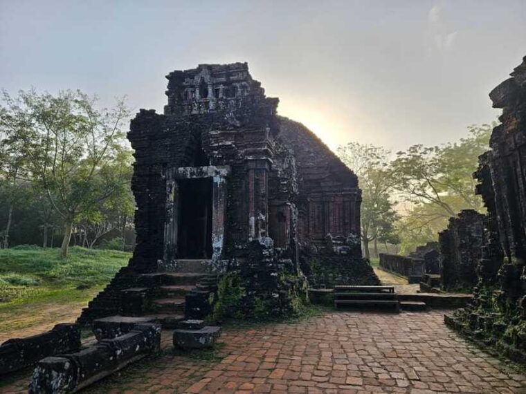 hoi-an-my-son-sanctuary-private-tour-with-local-guide