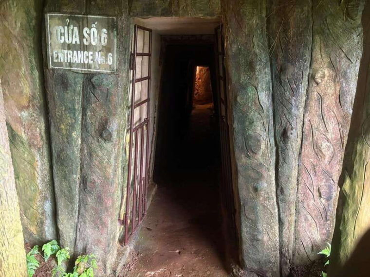 hoi-an-private-car-to-phong-nha-with-sightseeing-stops