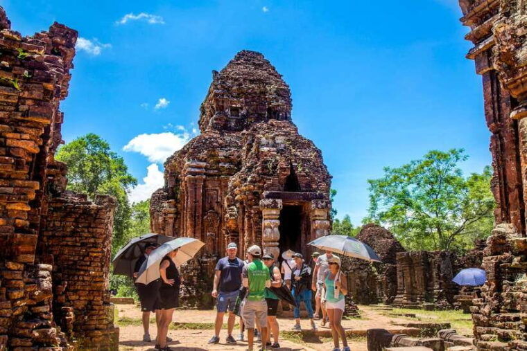hoi-an-private-cycling-to-my-son-sanctuary-with-local-guide