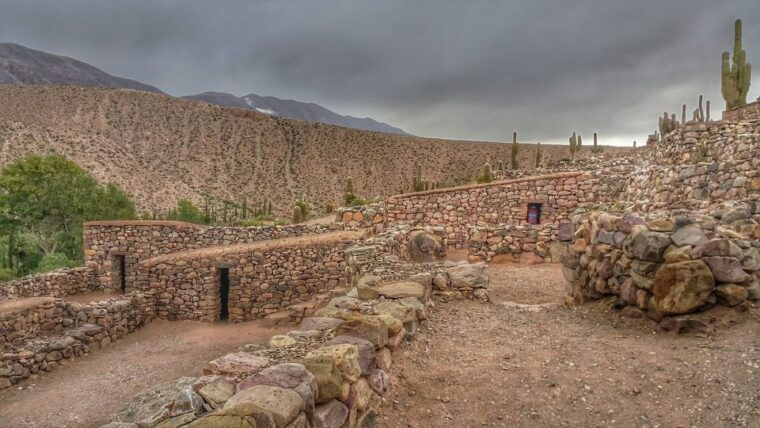 hornocal-tour-of-the-14-colors-mountain-humahuacas-gorge