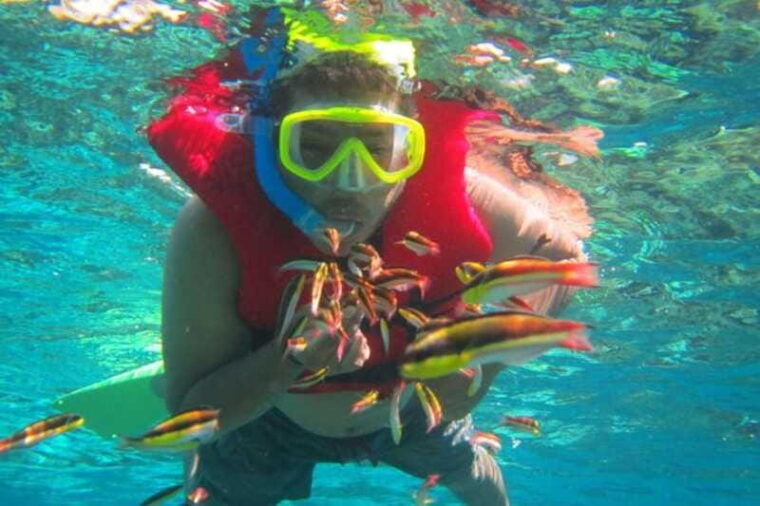 huatulco-premium-family-snorkeling-experience