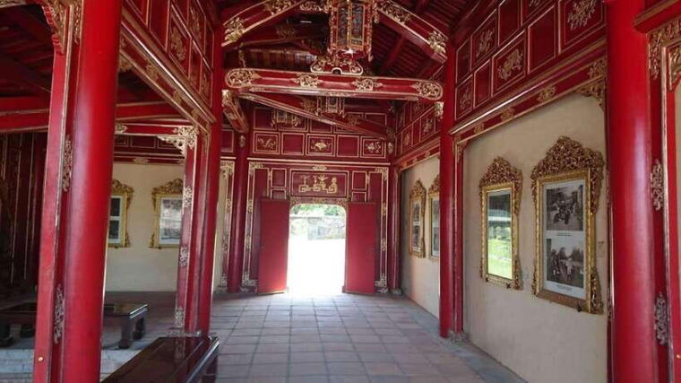 hue-car-rental-with-driver-for-sightseeing-city-day-trip
