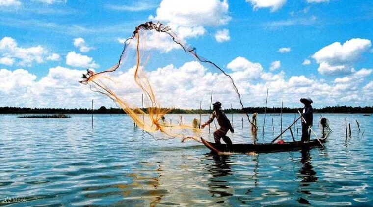 hue-city-tam-giang-lagoon-sunset-cruise-tour-with-dinner