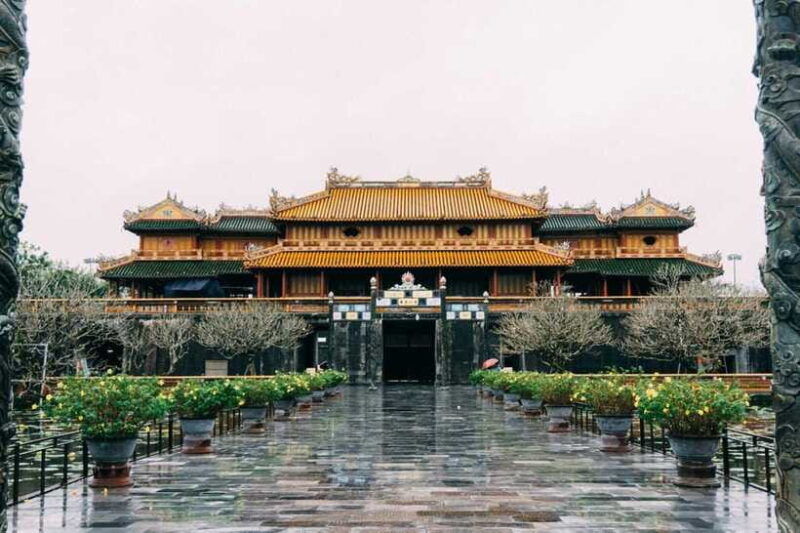 hue-half-day-city-tour-by-car-and-dragon-boat