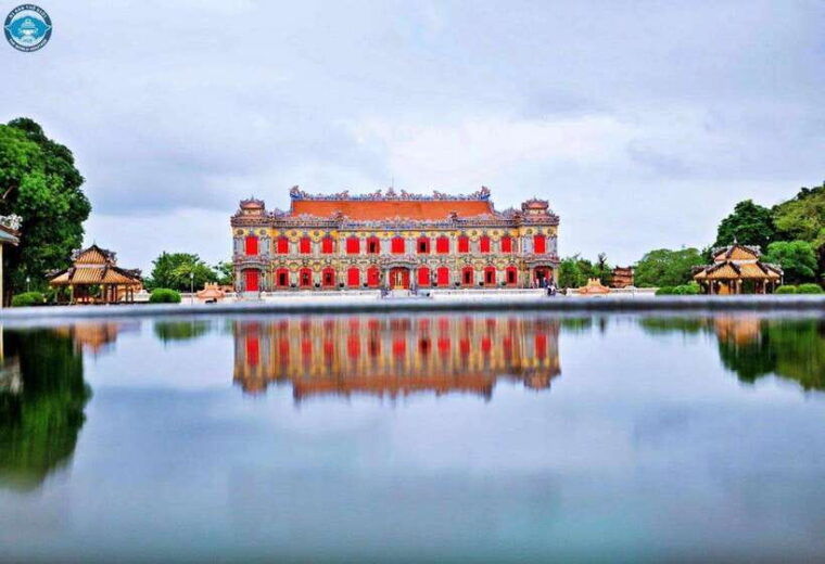 hue-private-city-tour-by-car-with-english-speaking-driver