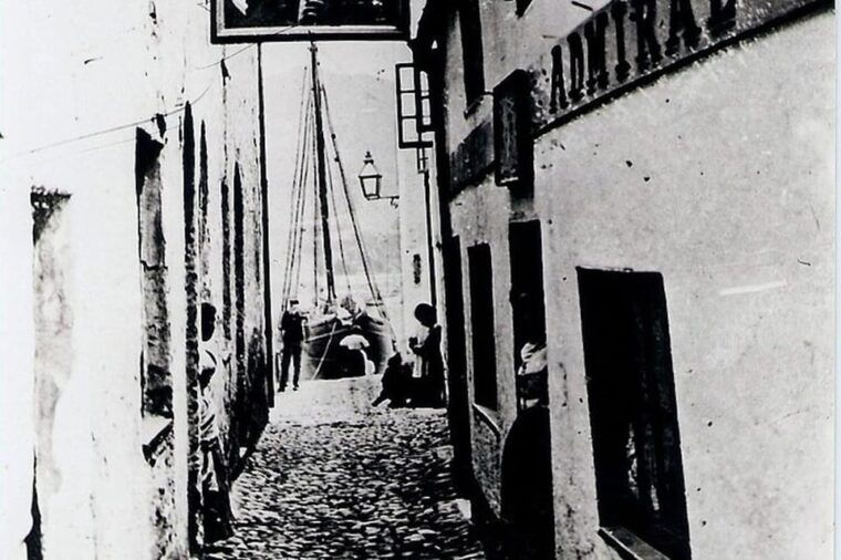 ilfracombe-harbour-ghost-tour-2