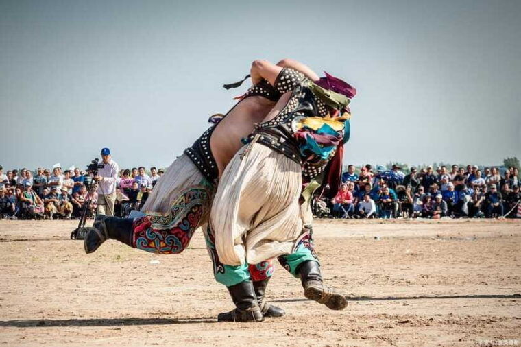 inner-mongolia-5-day-private-tour-with-desert-adventure