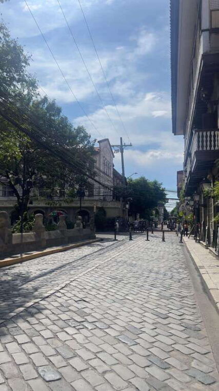 intramuros-travel-back-in-1800-manila-philippines