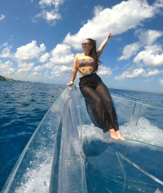 isla-mujeres-stunning-clear-boat-adventure