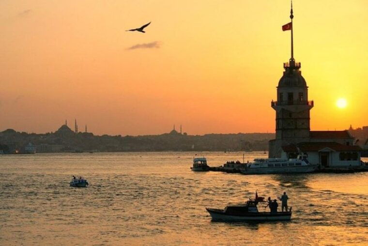 istanbul-bosphorus-cruise-on-a-private-luxury-yacht