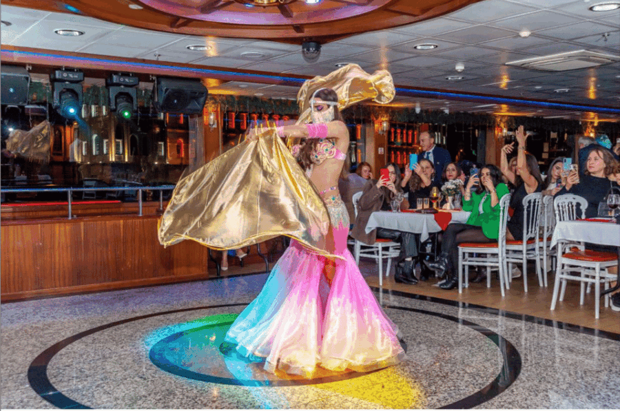 istanbul-turkish-night-bosphorus-cruise-with-private-table