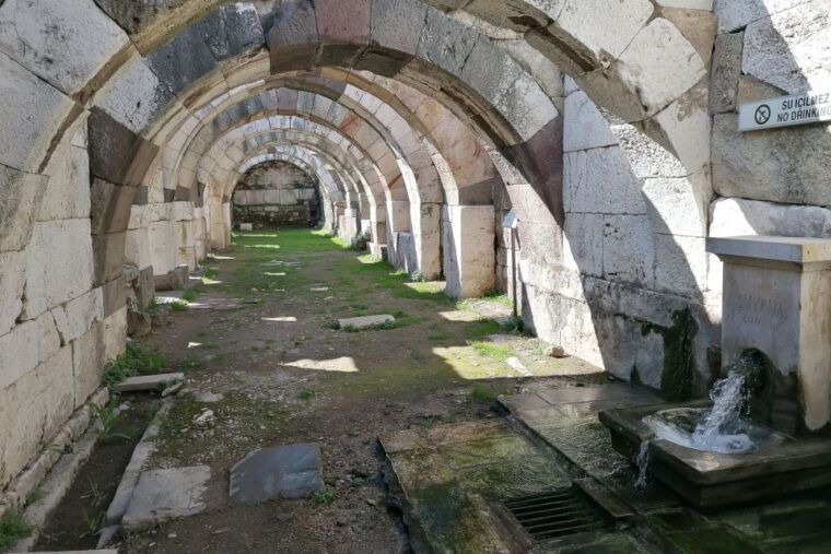 izmir-city-tour-with-a-private-guide-van