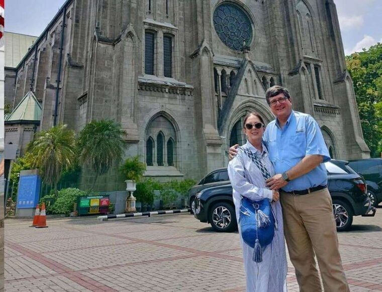 jakarta-half-day-sightseeing-tour-to-modern-and-old-town