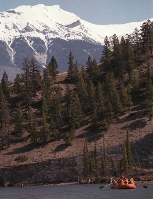 jasper-jasper-national-park-easy-2-hour-rafting-trip