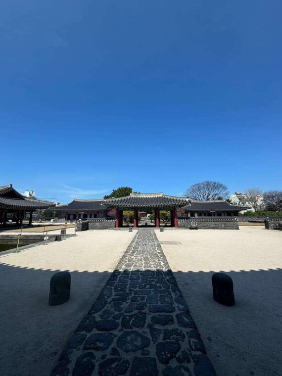 jeju-city-walking-tour-with-a-certified-guide