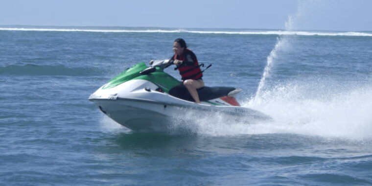 jet-ski-and-sea-walker