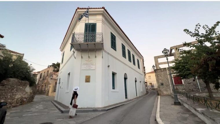 kalamata-historical-gossip-tour
