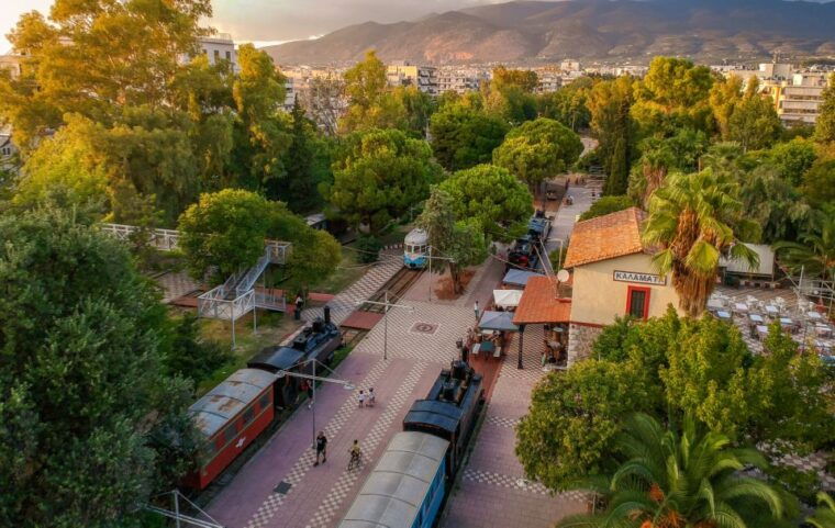 kalamata-private-highlights-walking-tour-with-snacks