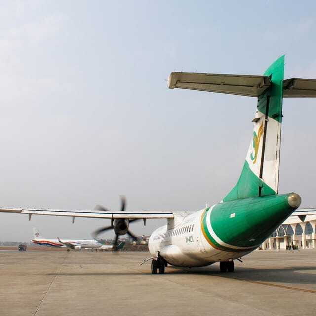 kathmandu-1hour-mount-everest-flight-with-private-transfer