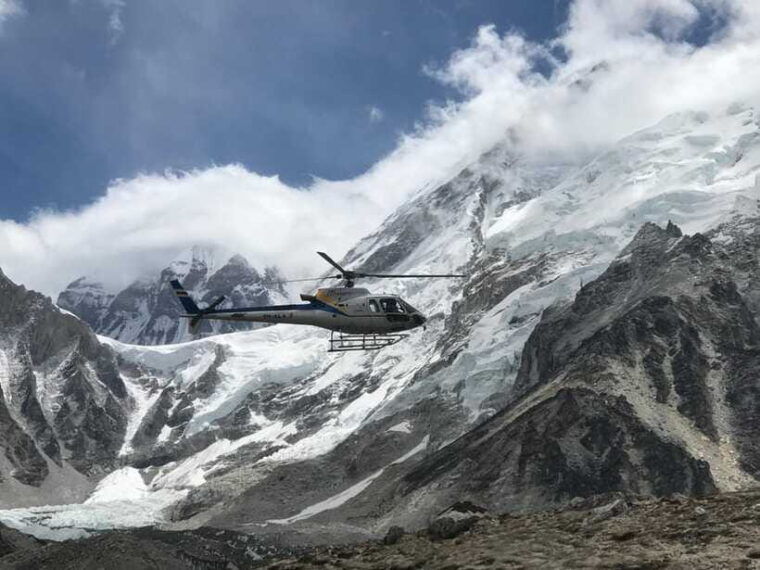 kathmandu-everest-helicopter-tour-with-landing-at-hev